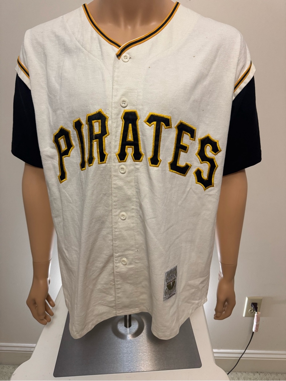 STARTER Pirates Button-Up Jersey White Black Gold Trim
